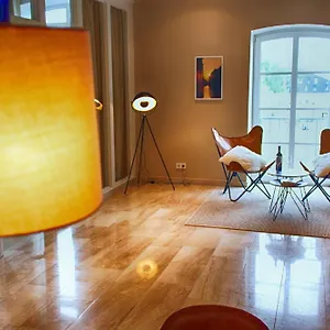 https://neu-einmaliges-loft-im-binnenhafen-hafenblick.hamburg-hotels-de.com